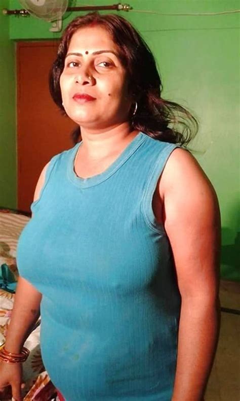 naked aunty|Woman catches aunt ‘naked in new husband’s bedroom’ six